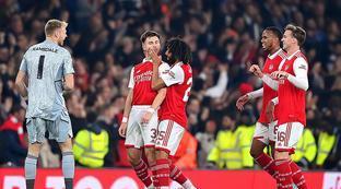 形狀酷似鯨 形狀酷似鯨